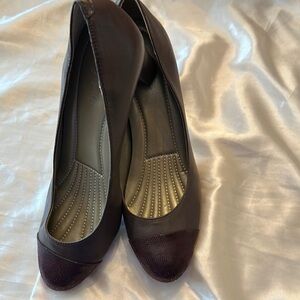 Easy Spirit Brown Women's Heels